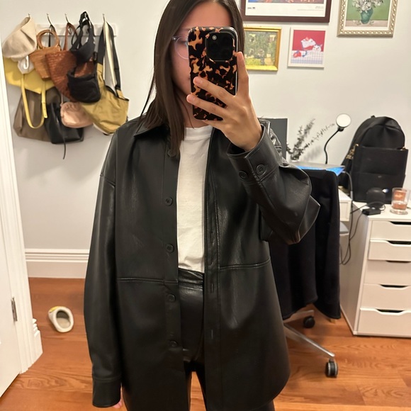 ARITZIA VEGAN LEATHER SHIRT JACKET - Picture 2 of 5